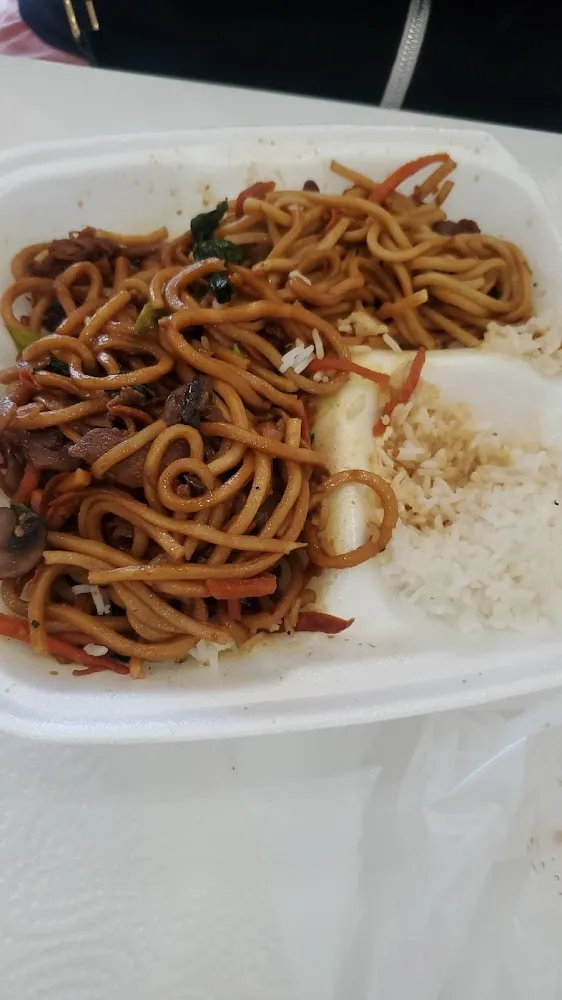 Pork and Beef with Carrots and Mushrooms